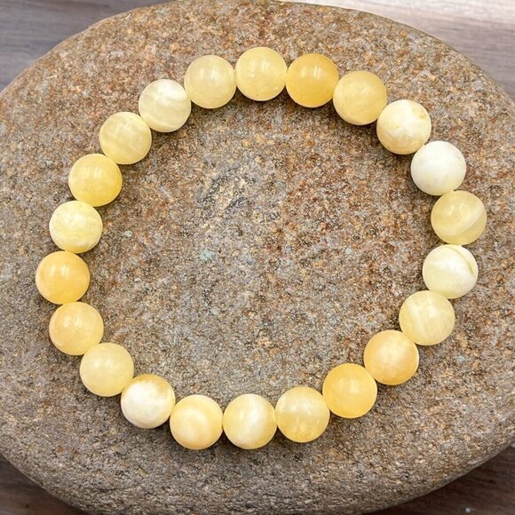 Butter Jade Crystal Gemstone Bracelet Handmade - Picture 5 of 5